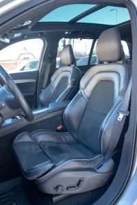 Volvo XC90 7s R-Design Intelli Safe PRO Xenium Wntr 2 183kW thumbnail