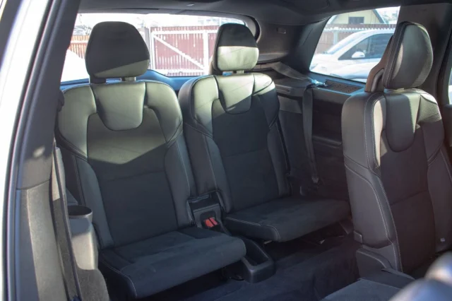 Image of Volvo XC90 7s R-Design Intelli Safe PRO Xenium Wntr 2 183kW