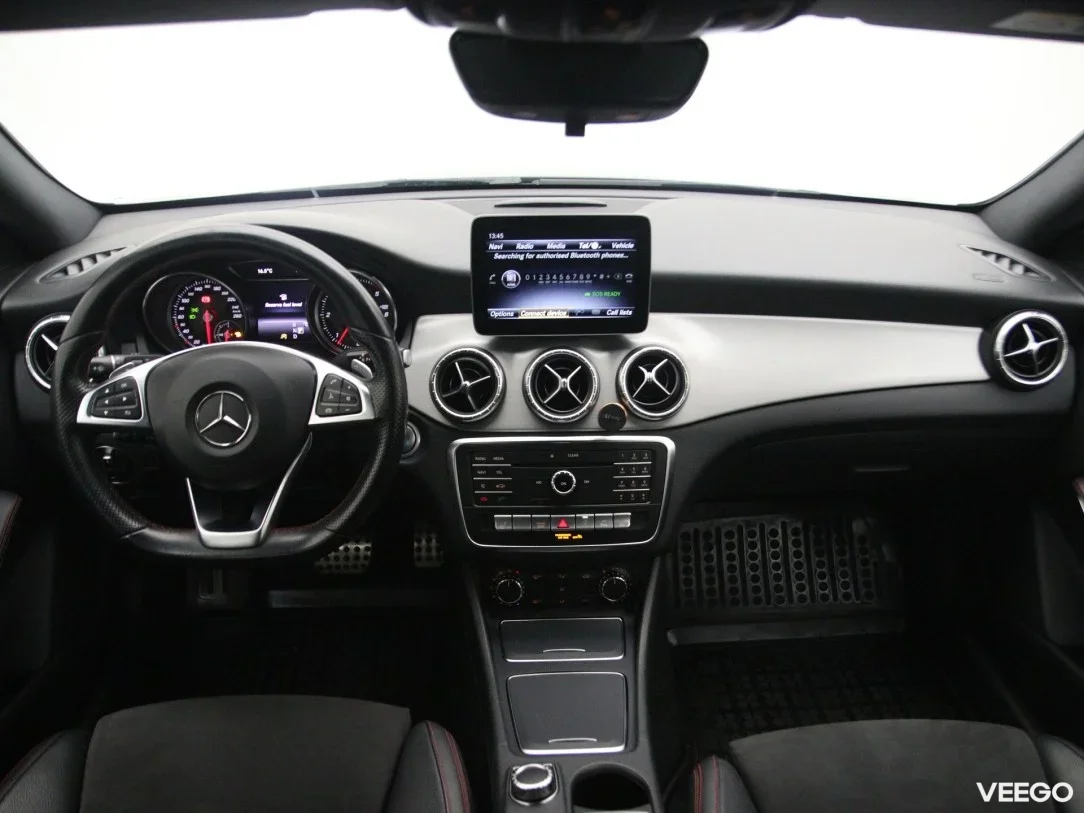 Mercedes-Benz CLA200 2.1 100kW