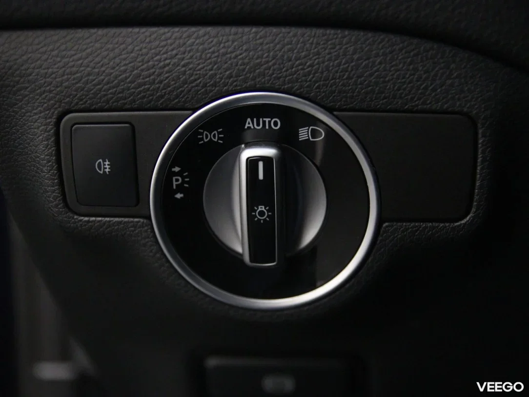 Mercedes-Benz CLA200 2.1 100kW