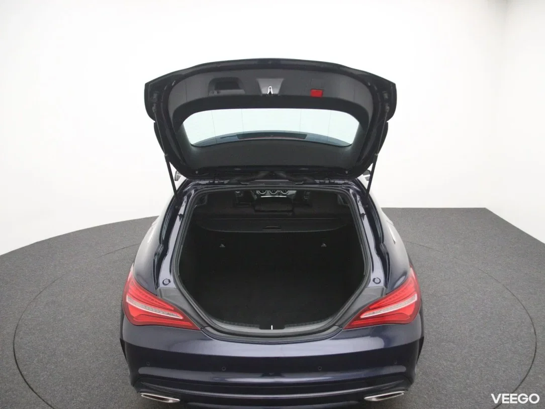 Mercedes-Benz CLA200 2.1 100kW