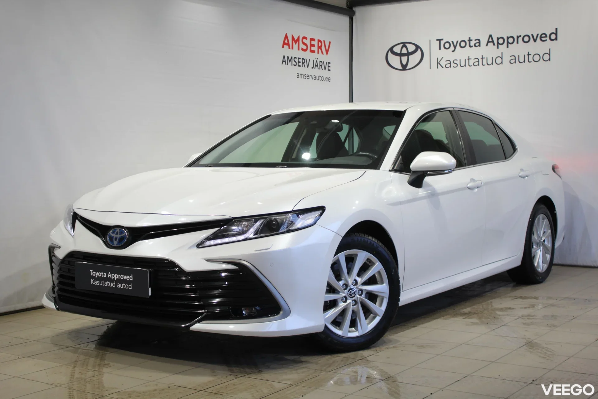 Toyota Camry Luxury Business 2.5 131kW