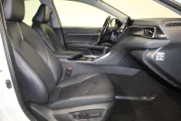 Toyota Camry Luxury Business 2.5 131kW thumbnail