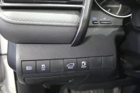 Toyota Camry Luxury Business 2.5 131kW thumbnail