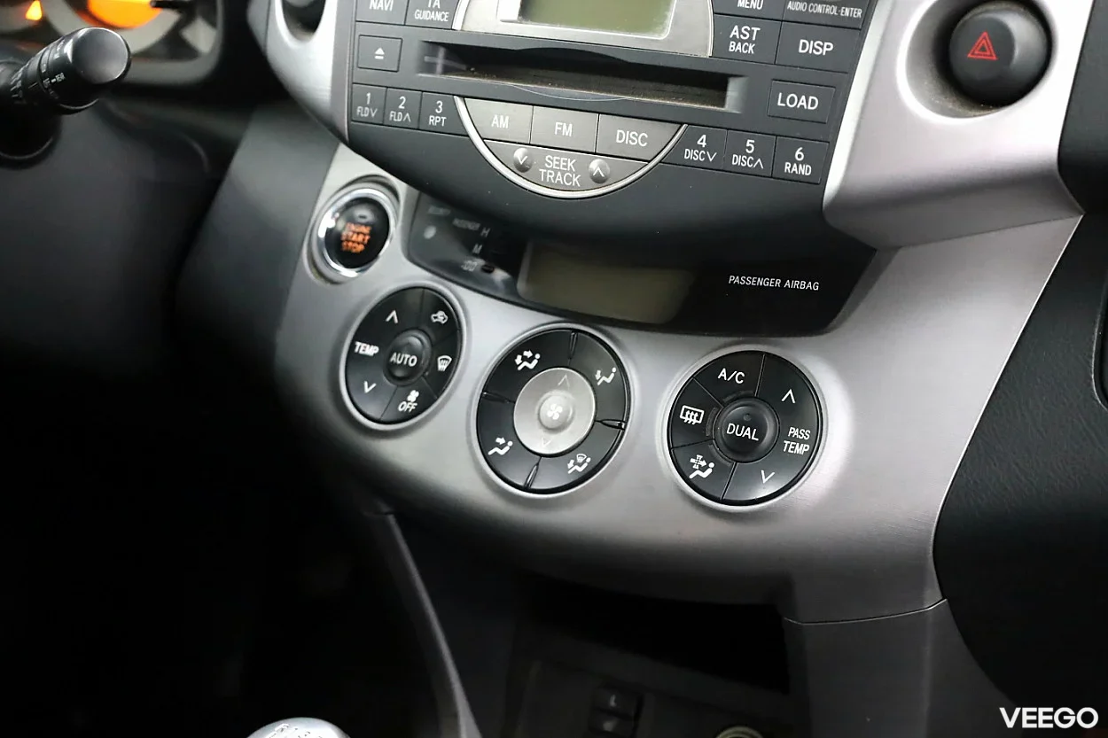 Toyota RAV4 2.2 130kW