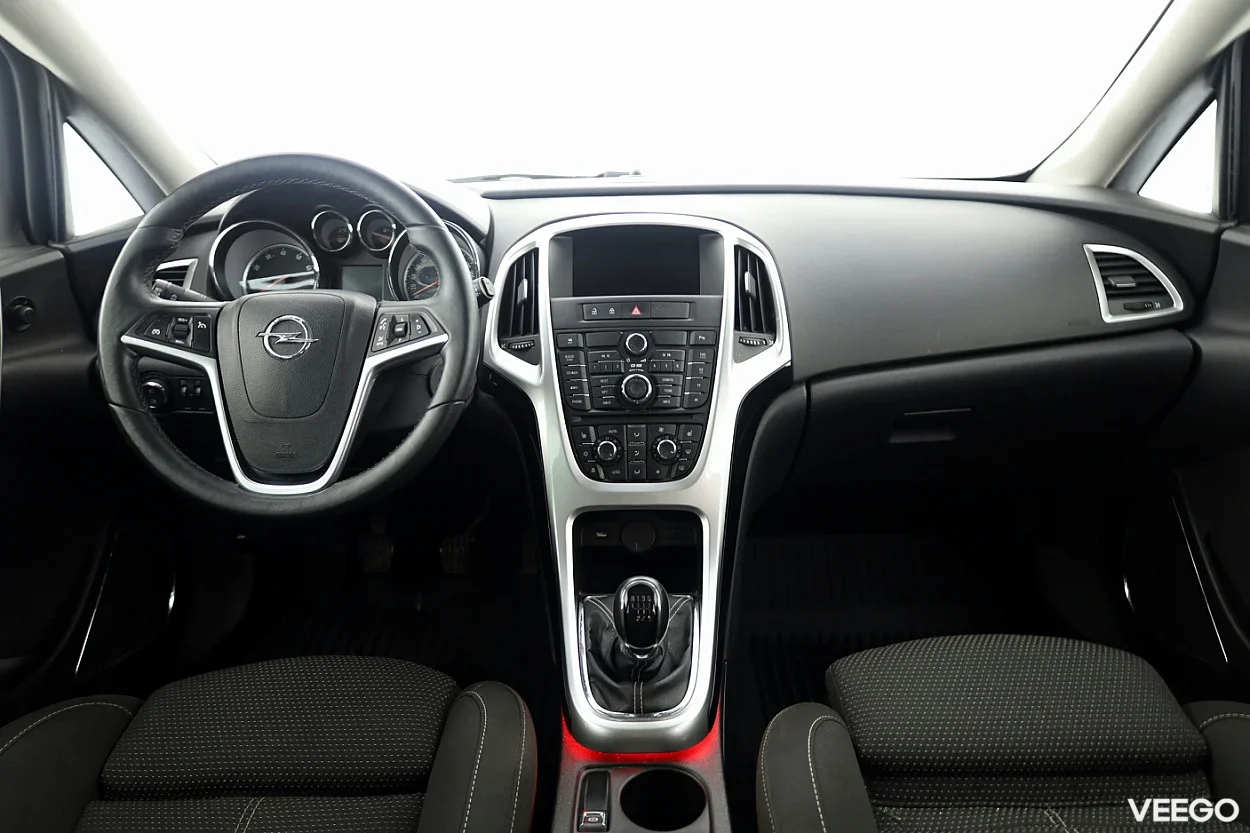 Opel Astra 1.4 104kW