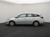 Toyota Auris 1.8 73kW thumbnail