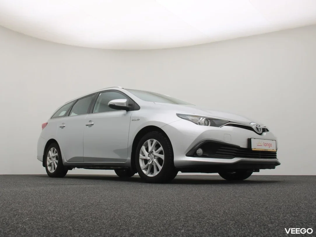 Toyota Auris 1.8 73kW