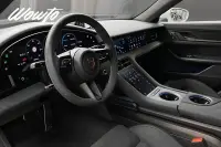 Porsche Taycan GTS 598HK /Bakaxelstyrning /HuD /Moms 440kW thumbnail