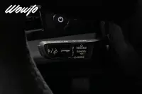 Porsche Taycan GTS 598HK /Bakaxelstyrning /HuD /Moms 440kW thumbnail