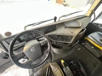 Volvo FH550 8X2 EURO6 + FASSI F660 + JIB 413kW