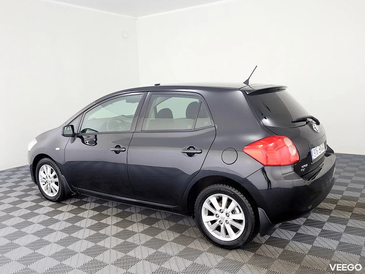 Toyota Auris 1.6 91kW