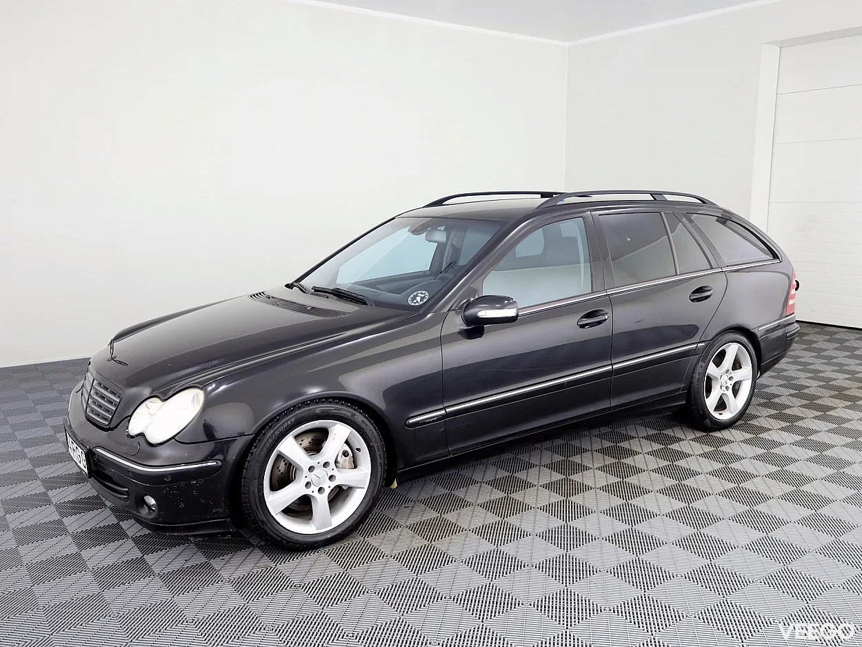 Mercedes-Benz C320 3.0 166kW