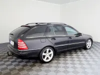 Mercedes-Benz C320 3.0 166kW thumbnail