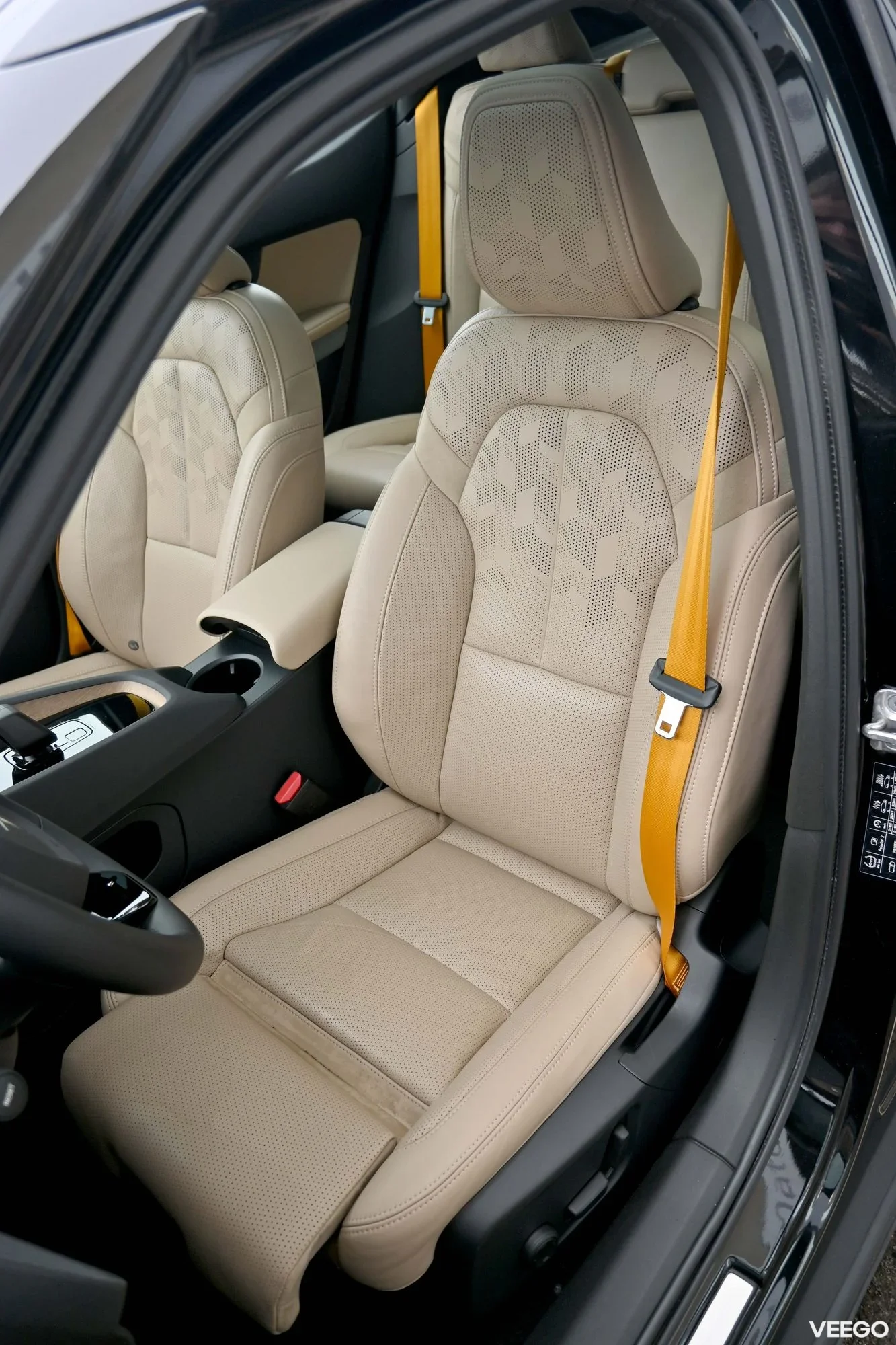 Polestar 2 PERFORMANCE / LUXURY / H&K / PILOT PLUS /LONG RANGE AWD 350kW