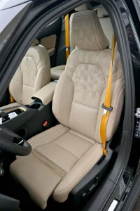 Polestar 2 PERFORMANCE / LUXURY / H&K / PILOT PLUS /LONG RANGE AWD 350kW thumbnail