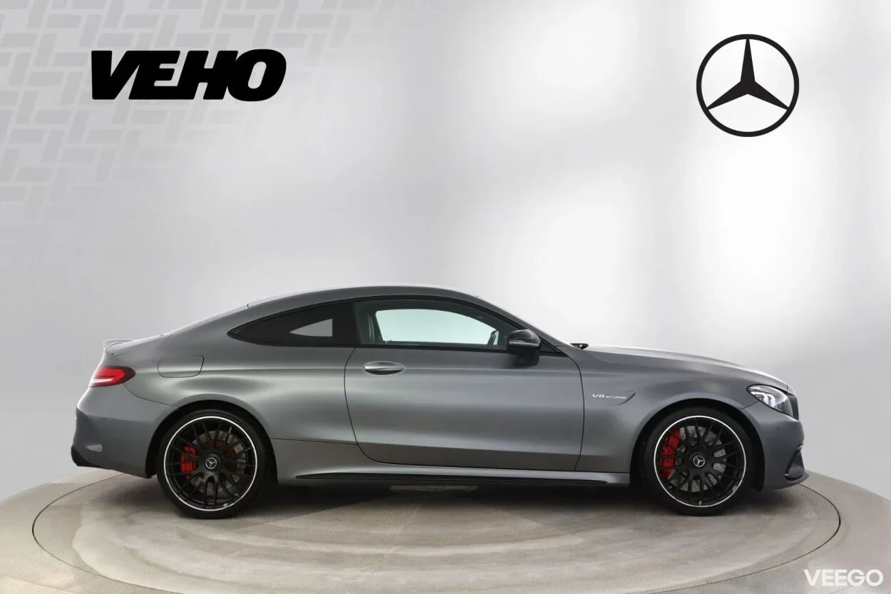 Mercedes-Benz C63 AMG Coupe 4 375kW
