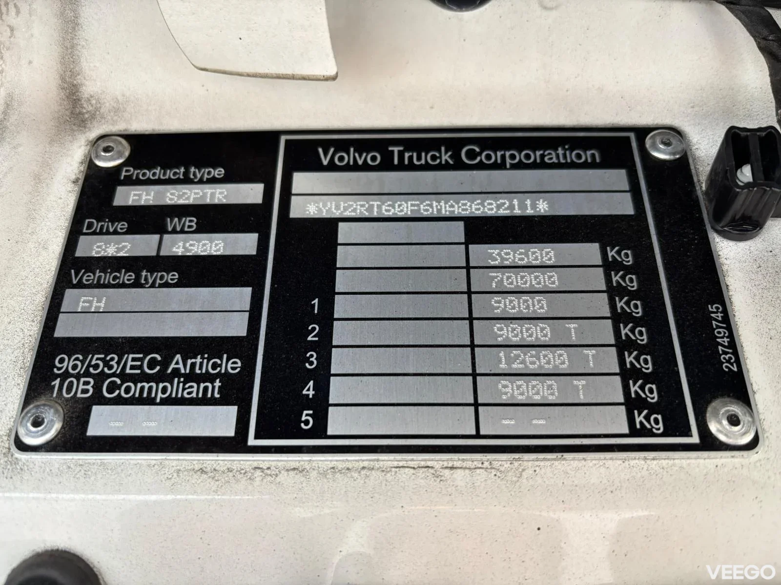 Volvo FH540 RETARDER / CHASSIS L=6695 mm 405kW