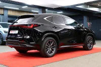 Lexus NX 450h+ 2.5 136kW thumbnail