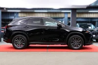 Lexus NX 450h+ 2.5 136kW thumbnail