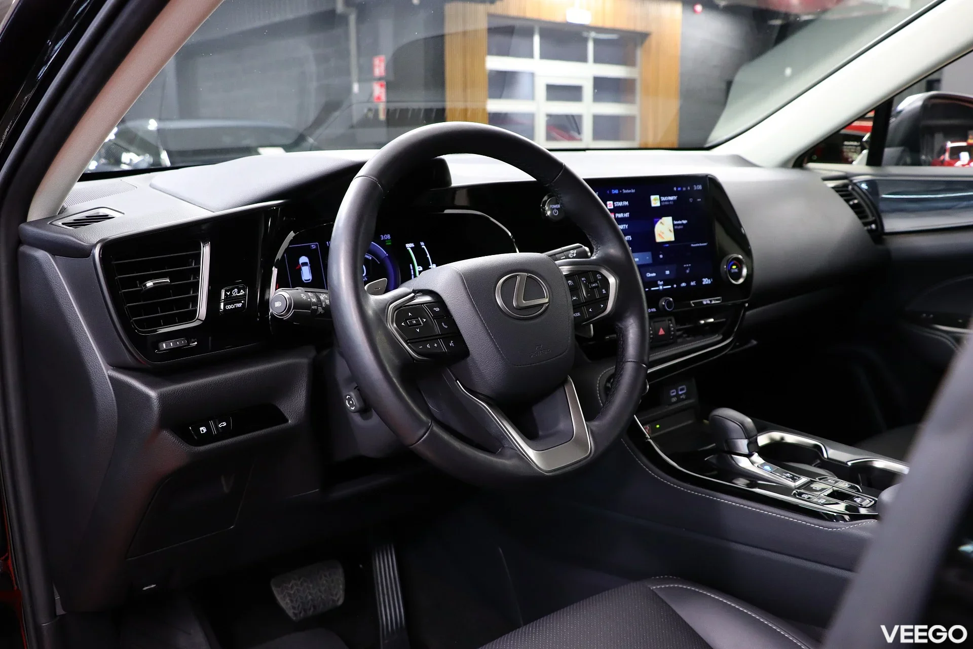 Lexus NX 450h+ 2.5 136kW