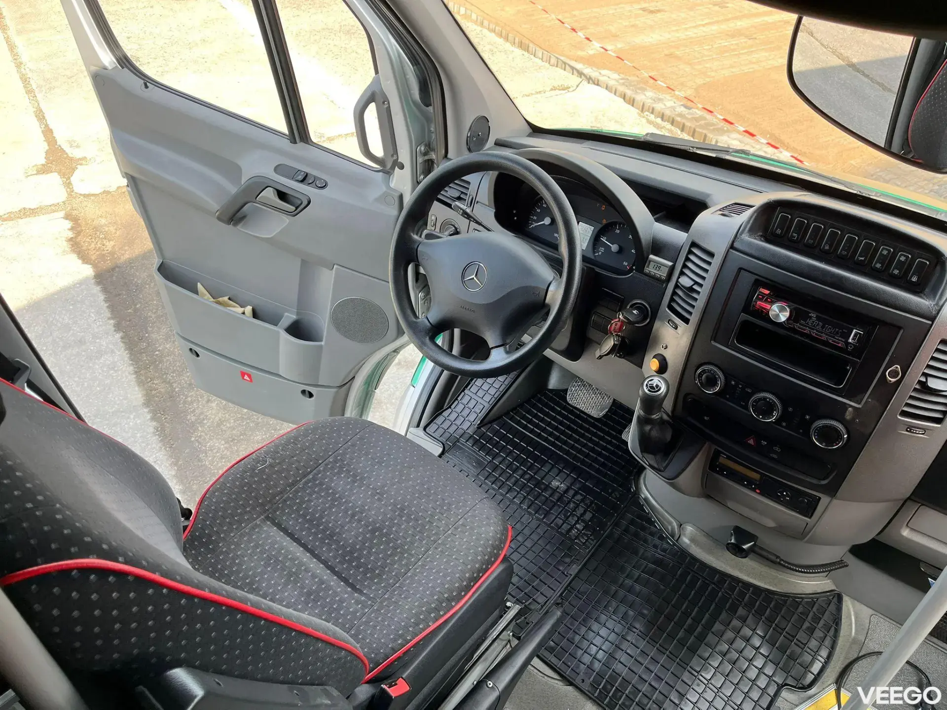 Mercedes-Benz Sprinter 23 SEATS 120kW