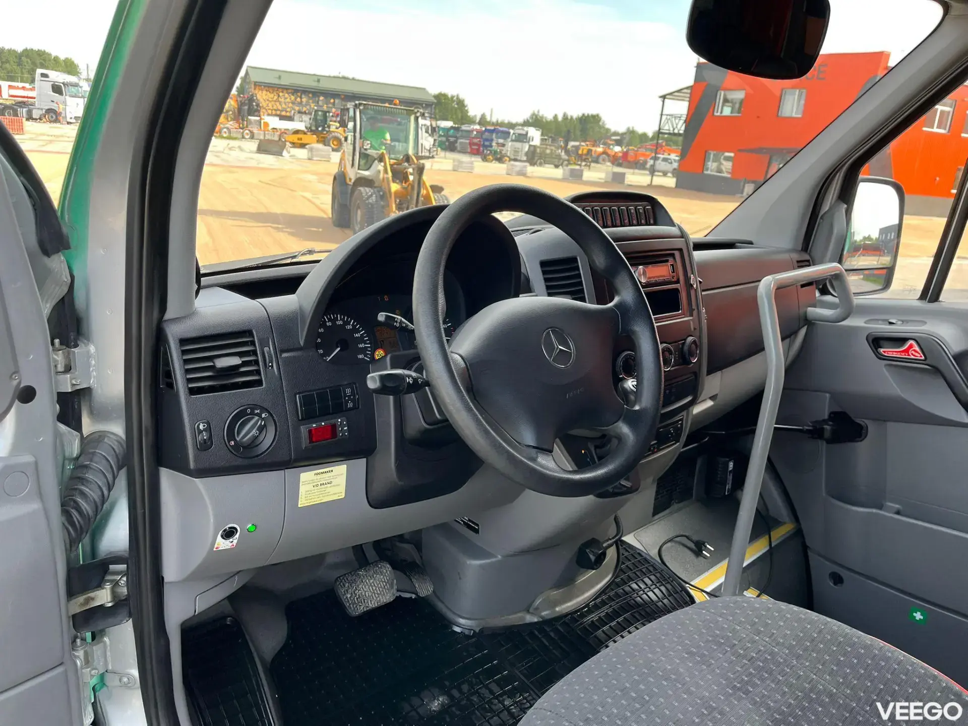 Mercedes-Benz Sprinter 23 SEATS 120kW
