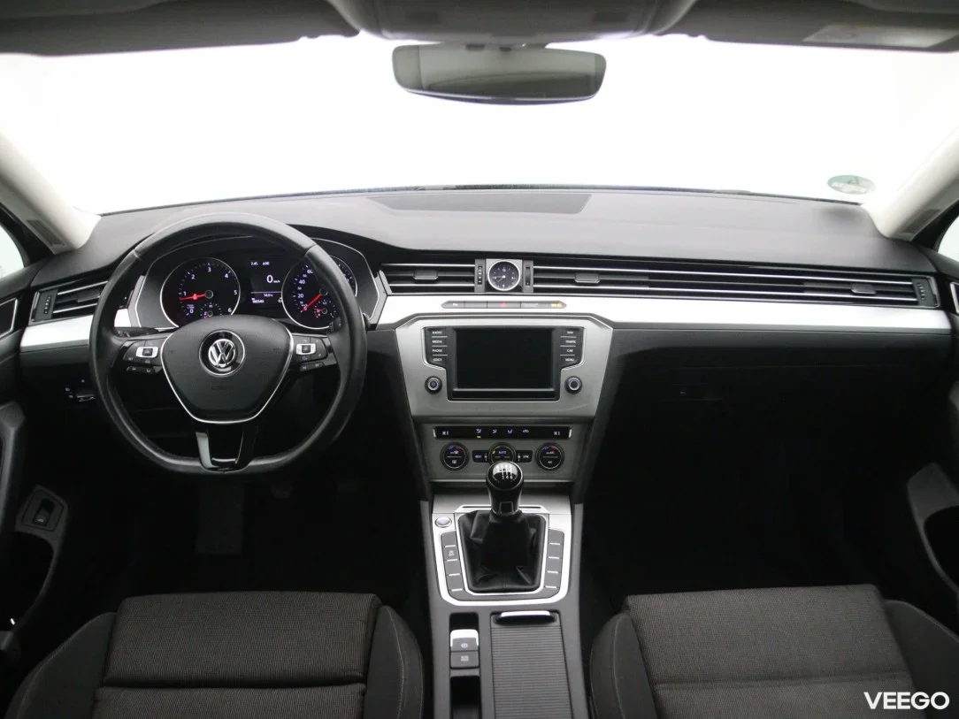 Volkswagen Passat 1.6 88kW