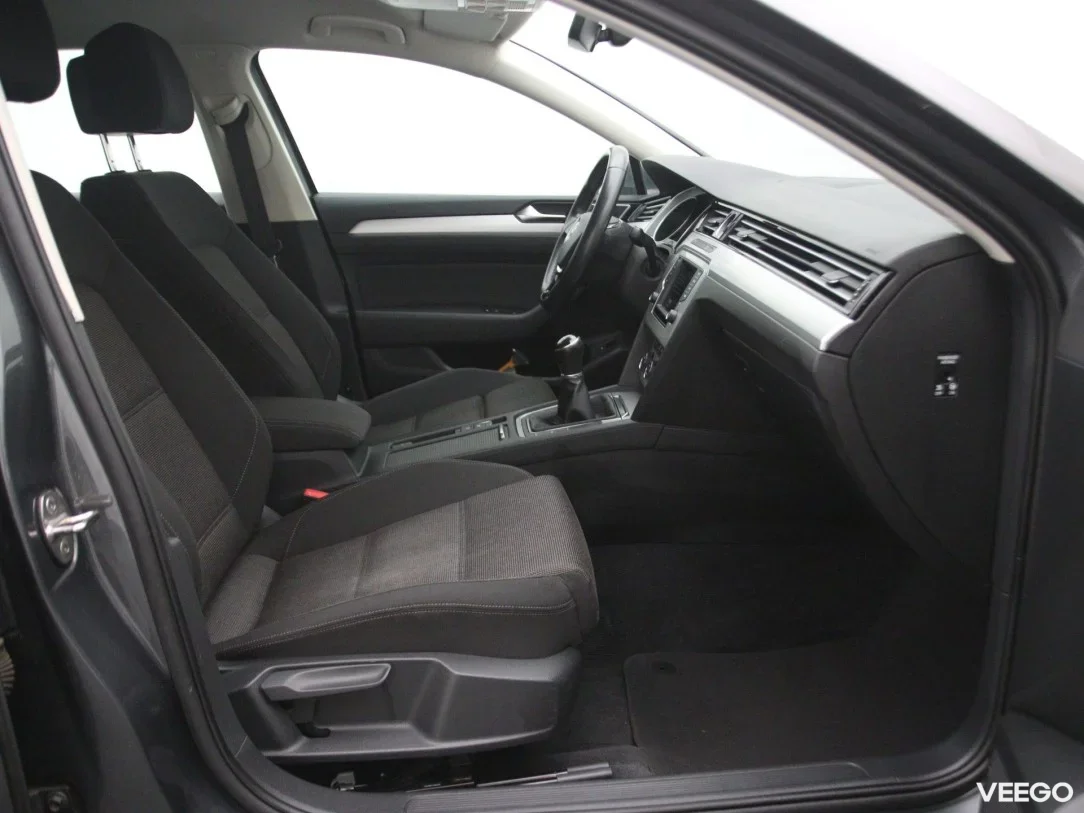 Volkswagen Passat 1.6 88kW