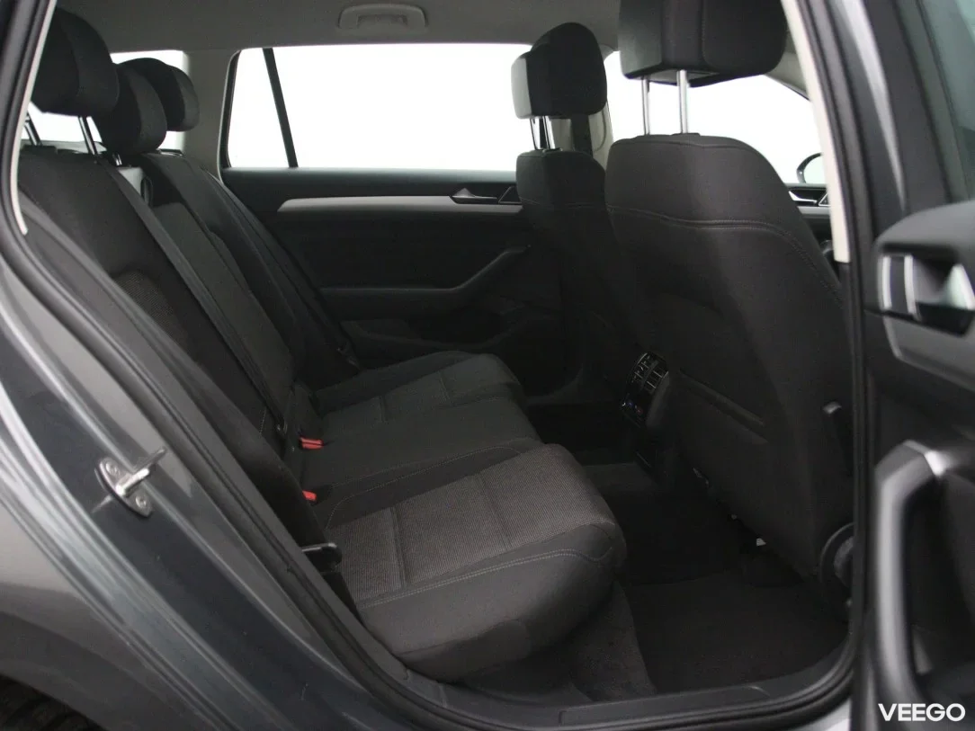 Volkswagen Passat 1.6 88kW