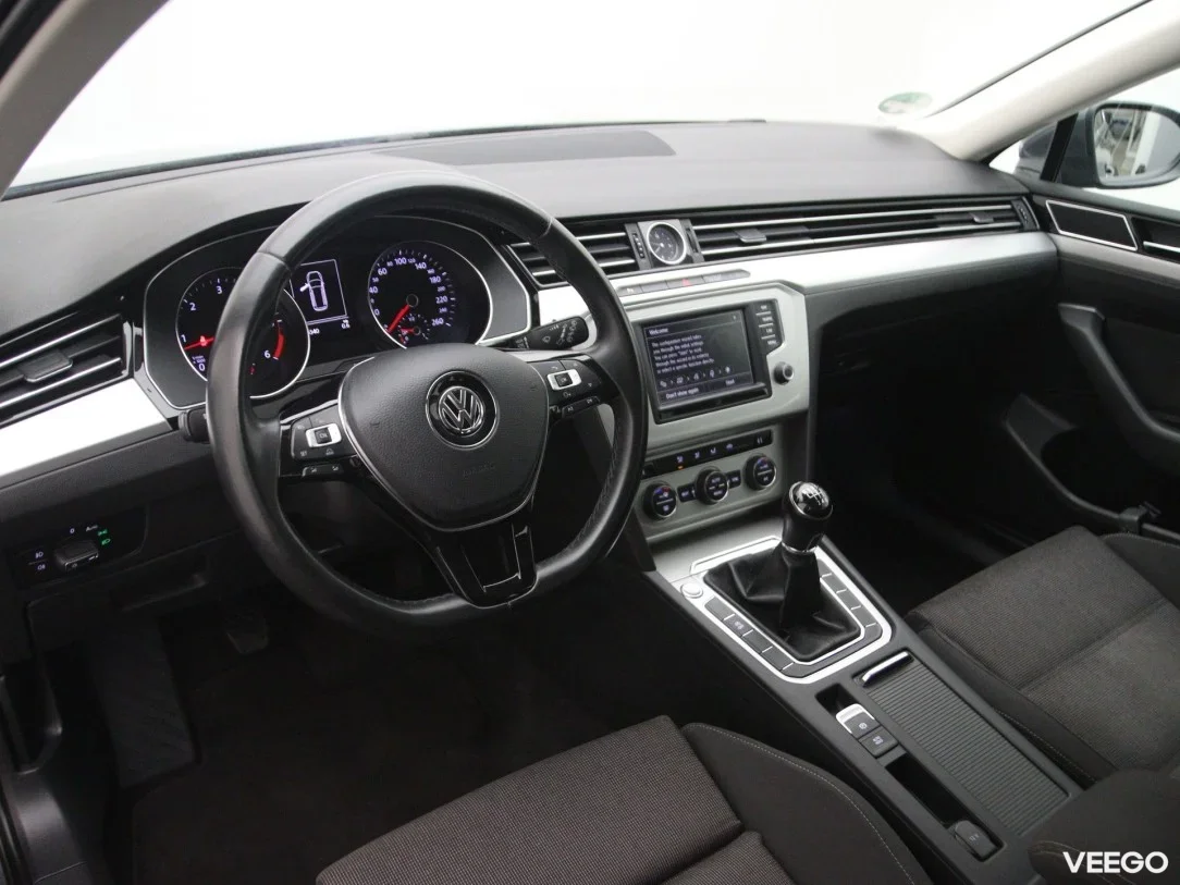 Volkswagen Passat 1.6 88kW