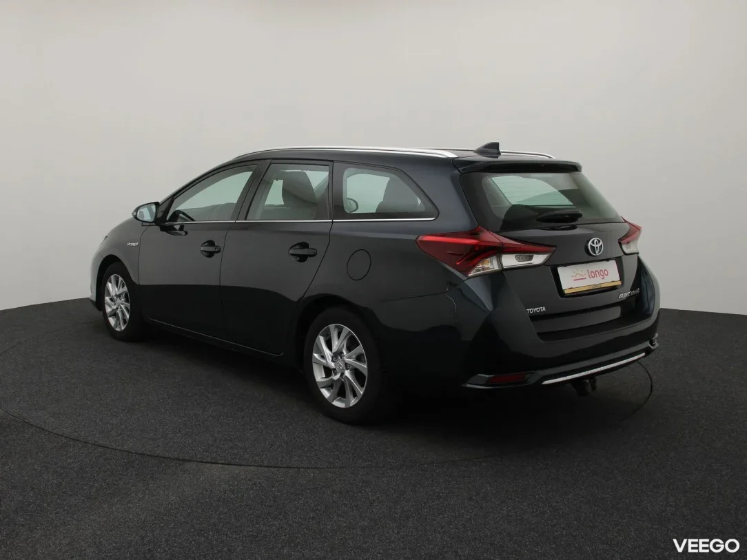 Toyota Auris 1.8 100kW