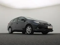 Toyota Auris 1.8 100kW thumbnail