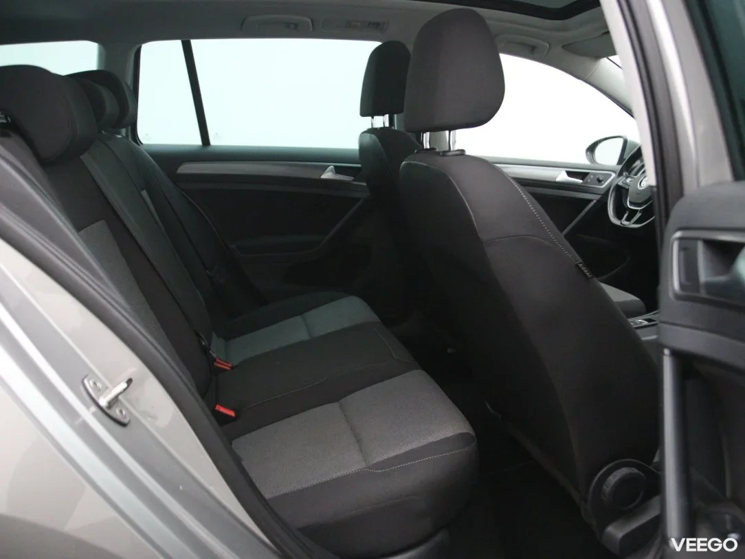 Volkswagen Golf 1.4 90kW