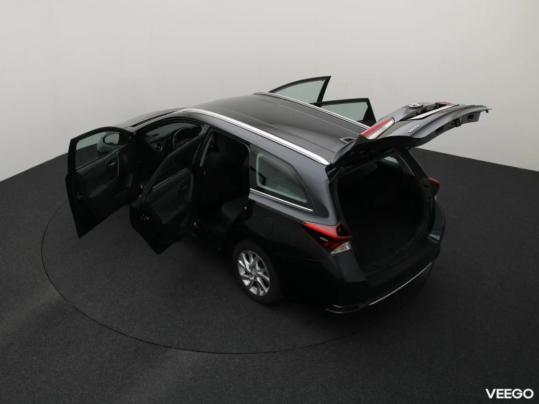 Toyota Auris 1.8 100kW