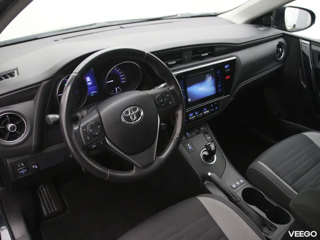 Toyota Auris 1.8 100kW