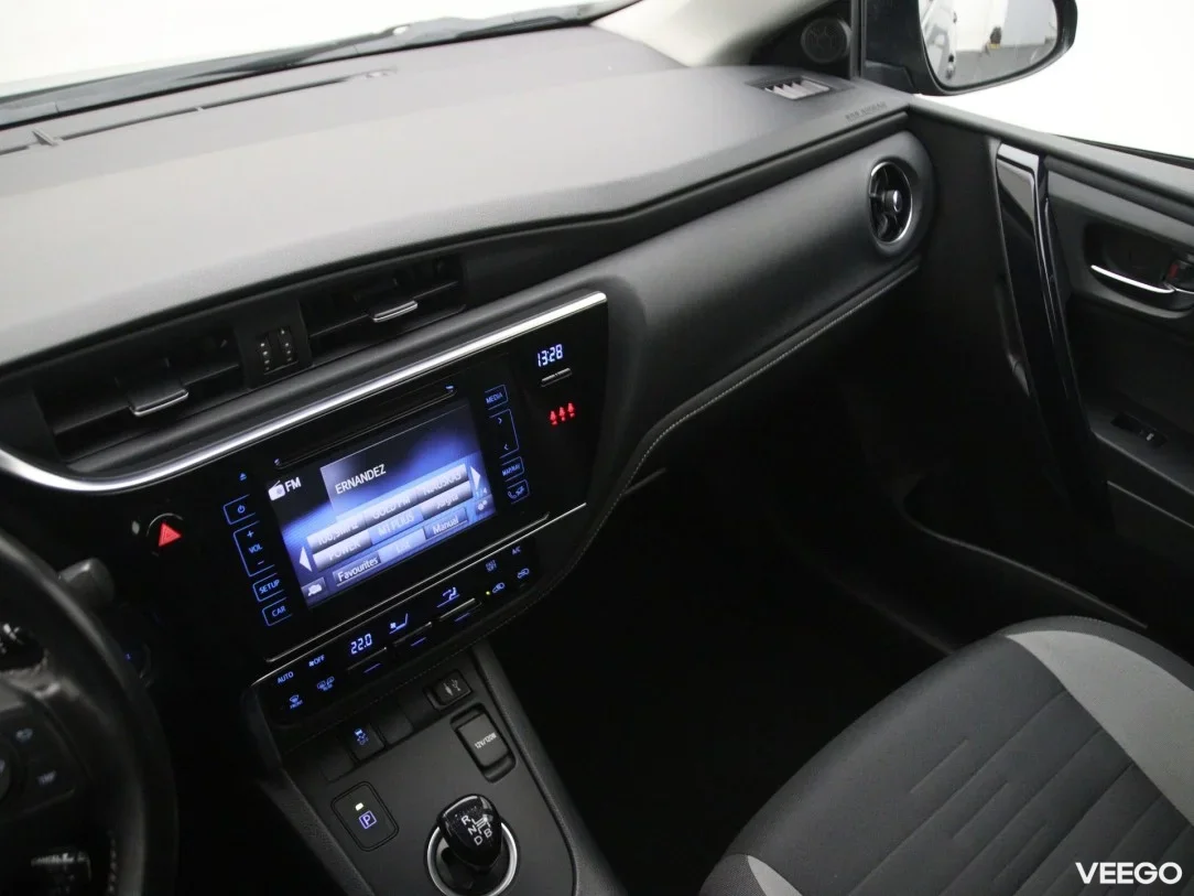 Toyota Auris 1.8 100kW