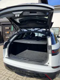 Land Rover Range Rover Velar 3.0 221kW thumbnail