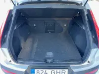 Volvo XC40 2.0 110kW thumbnail