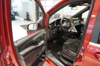 Mercedes-Benz V250 2 140kW thumbnail