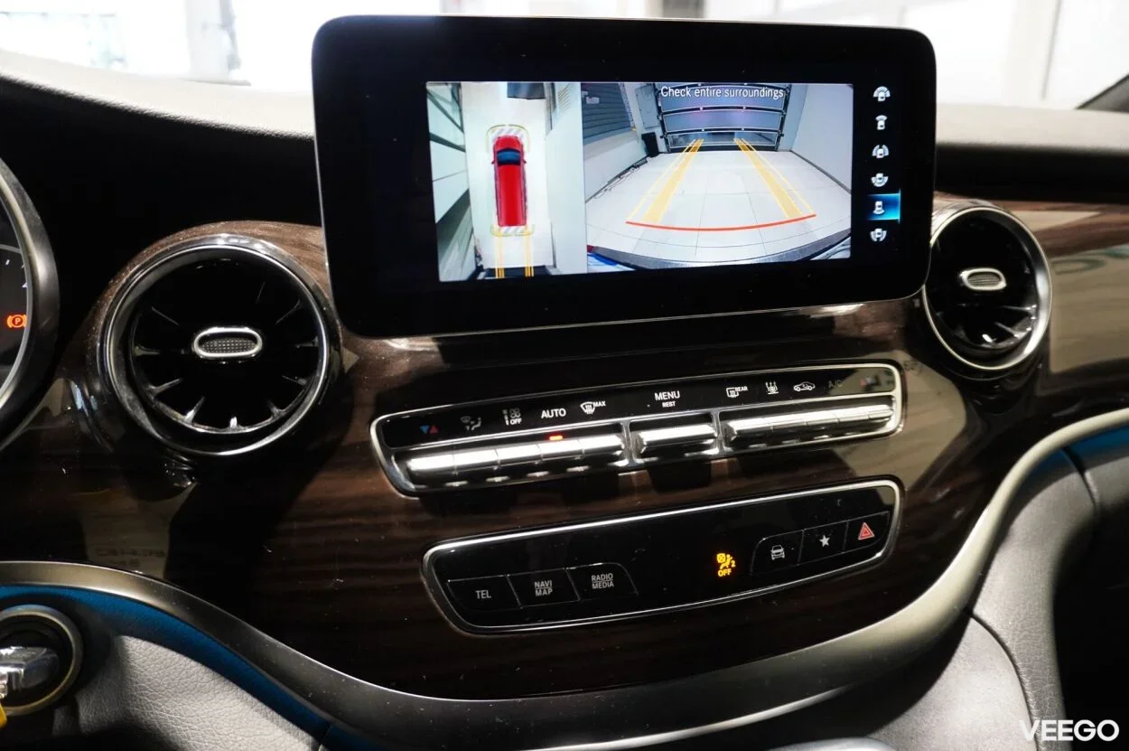 Mercedes-Benz V250 2 140kW