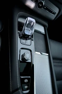 Volvo XC90 AWD T8 H&K ULTIMATE BRIGHT 7 XENIUM INTELLI 2 335kW thumbnail