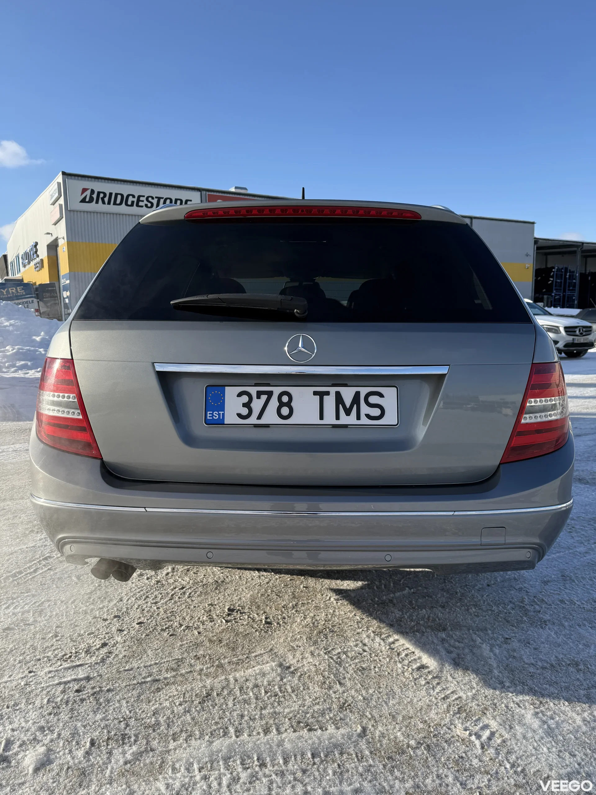 Mercedes-Benz C180 2.1 88kW