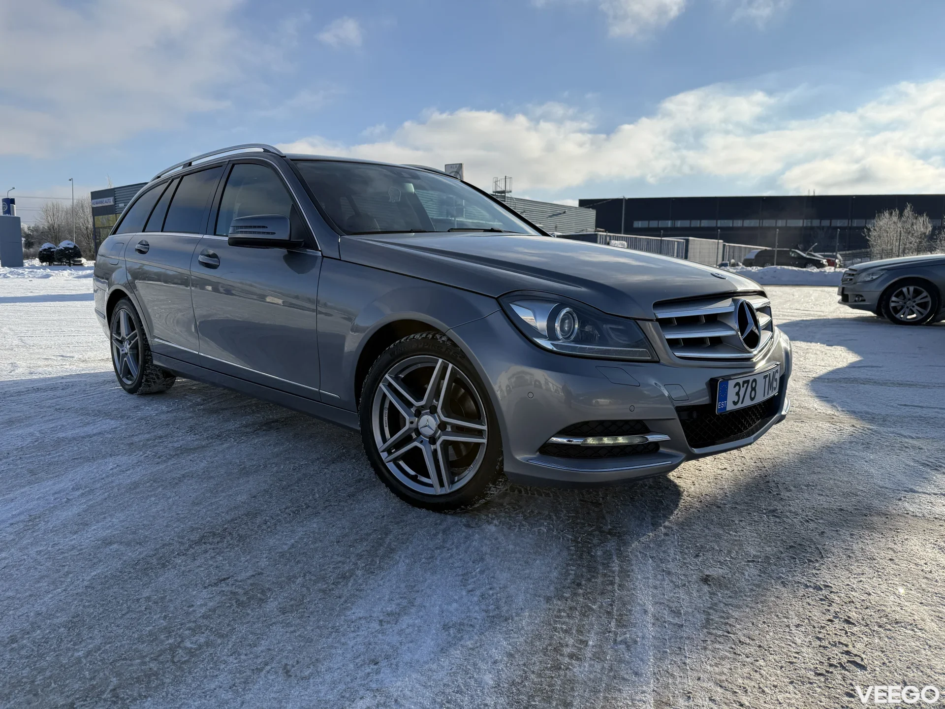 Mercedes-Benz C180 2.1 88kW