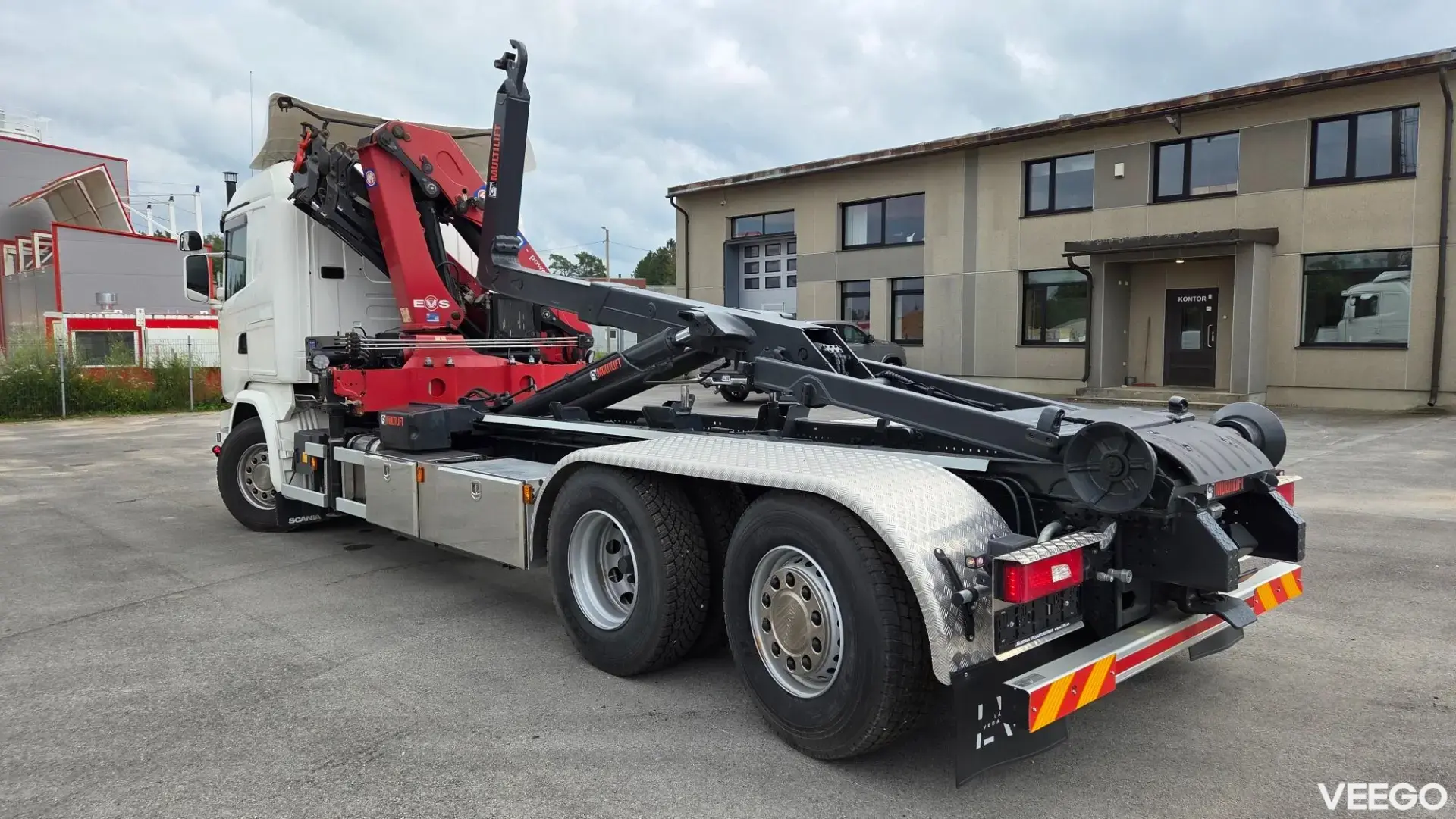 Scania G450 crane 700 hours 331kW