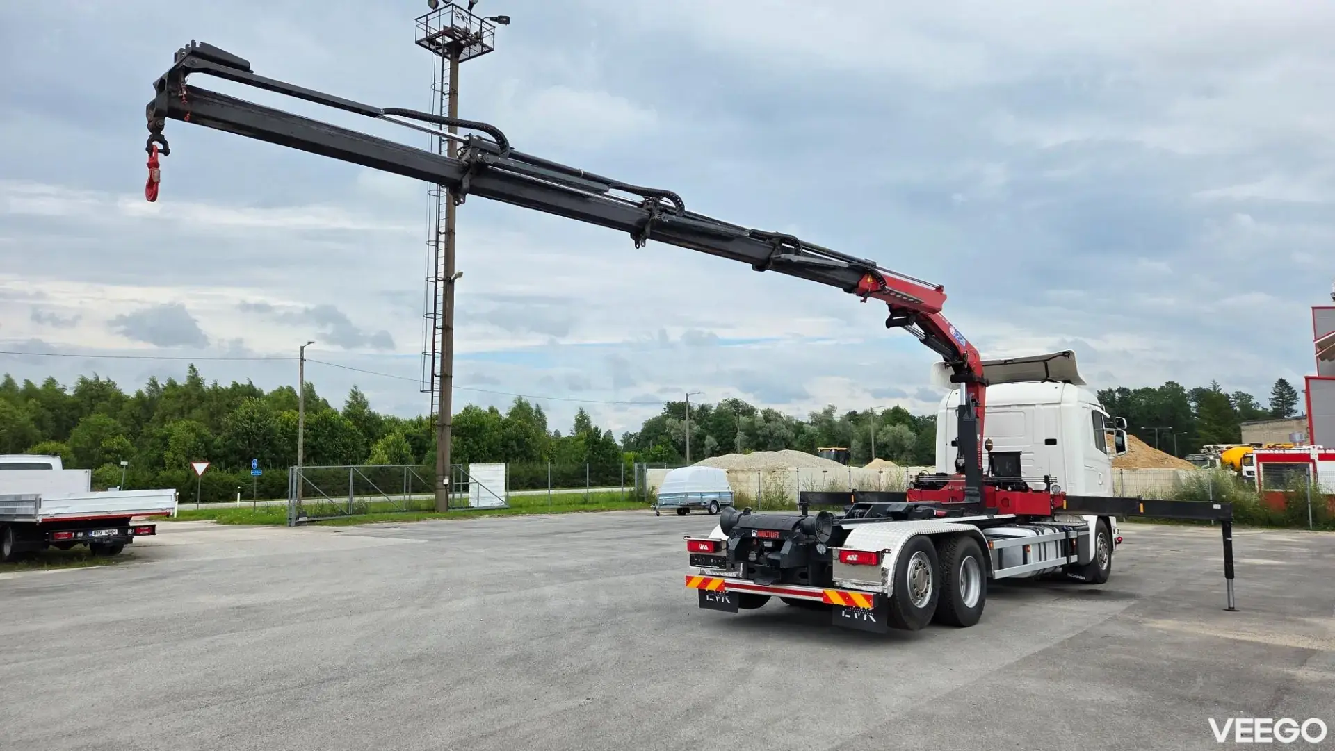 Scania G450 crane 700 hours 331kW