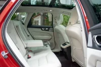 Volvo XC60 MY24 Ultimate DARK Xenium Intelli PRO Wntr 2 145kW thumbnail