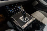 Land Rover Range Rover Evoque SE P200 2 147kW thumbnail