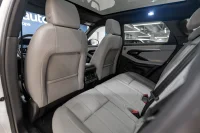 Land Rover Range Rover Evoque SE P200 2 147kW thumbnail