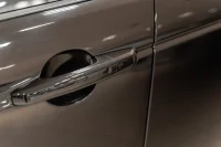 Land Rover Discovery Sport SE D165 120kW thumbnail